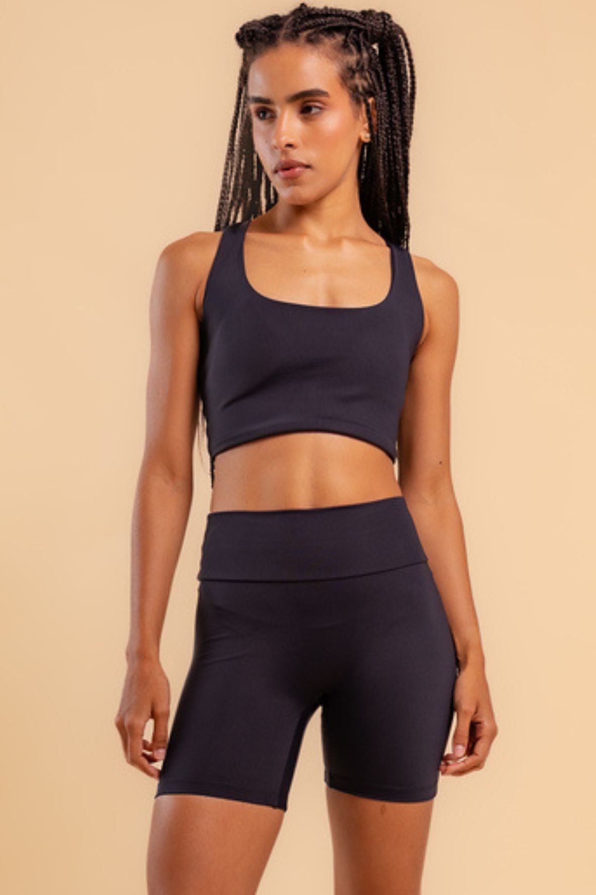 Shorts sem costura frontal sculpt preto